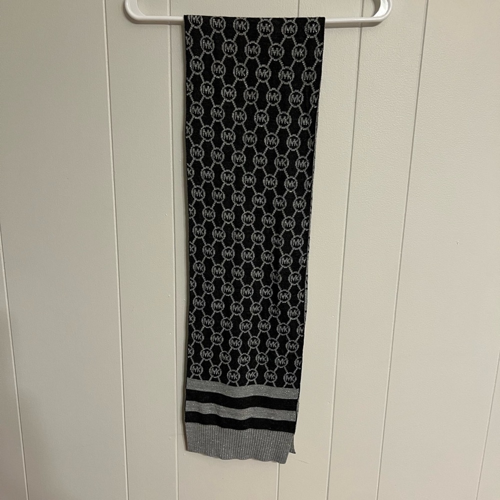 Michael Kors, reversible‎ scarf